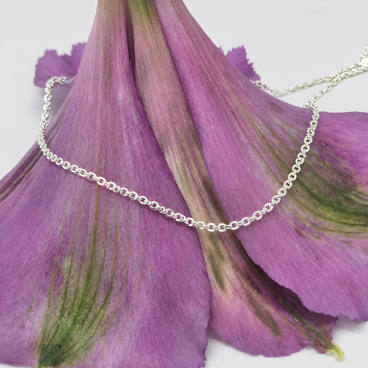 Double Rose Leaf Pendant Necklace