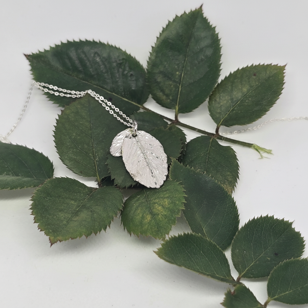 Double Rose Leaf Pendant Necklace